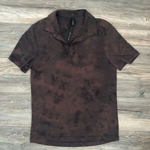 Lululemon men’s red gray tie dye collared shirt athletic polo size medium